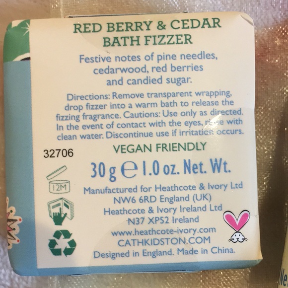 Cath Kidston Beauty Treats Holiday Sampler NWOT Mini Fizzer Soap Lip Balm Trio - Picture 7 of 15